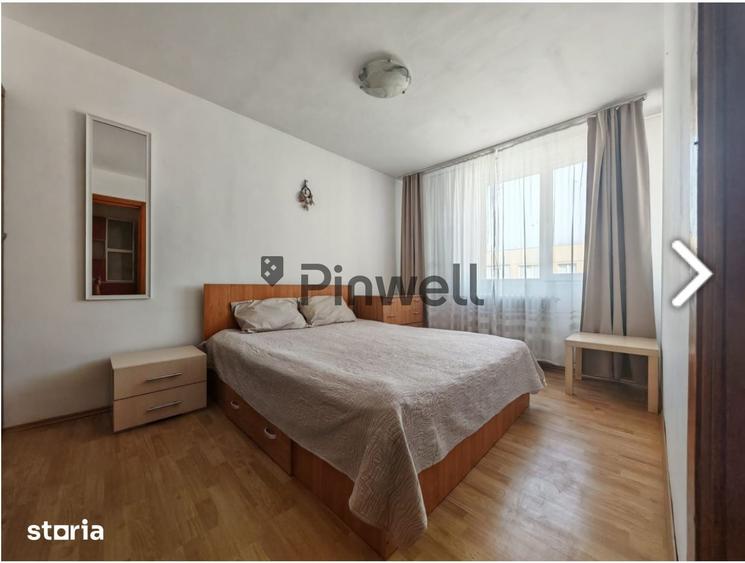 Apartament cu 3 camere în Tei