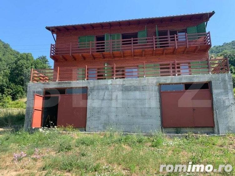 Casă cu 5 camere cu Teren 582 Mp în Central