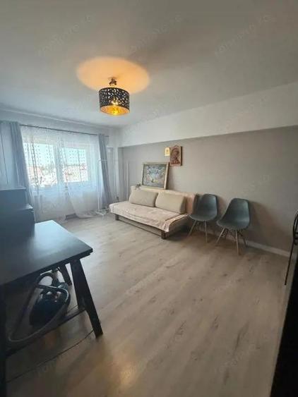 Apartament 3 camere , central , Radauti - 2