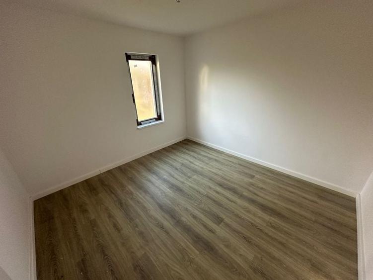 Casa Parter in Giarmata  teren 816 mp - 24