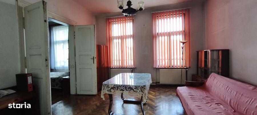 Casa centru, pt. spatiu comercial, 92 mp SU, 252 mp teren - 6