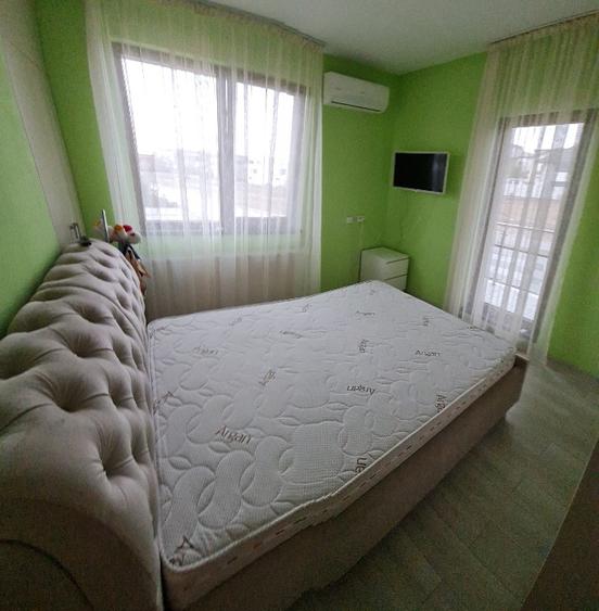 Casa de vanzare - 3 camere  - 2