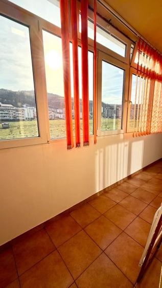 Apartament de inchiriat,56 mp , 2 dormitoare ,etaj 1 ,parcare ,2 balcoane - 5