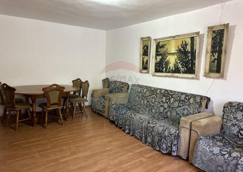 Casa spa?ioasa in Ciritei, gata de mutat - 14