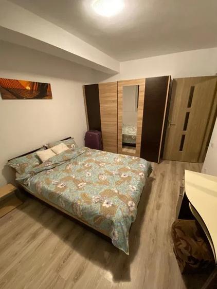 Apartament cu 3 camere, in zona Iris - 2