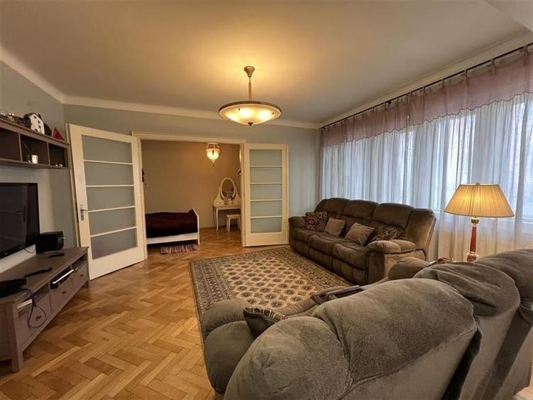 Tur LIVE! Proprietate regim special, Central, Brasov - 9