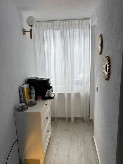 De vanzare imobil situat in zona centrala - 1