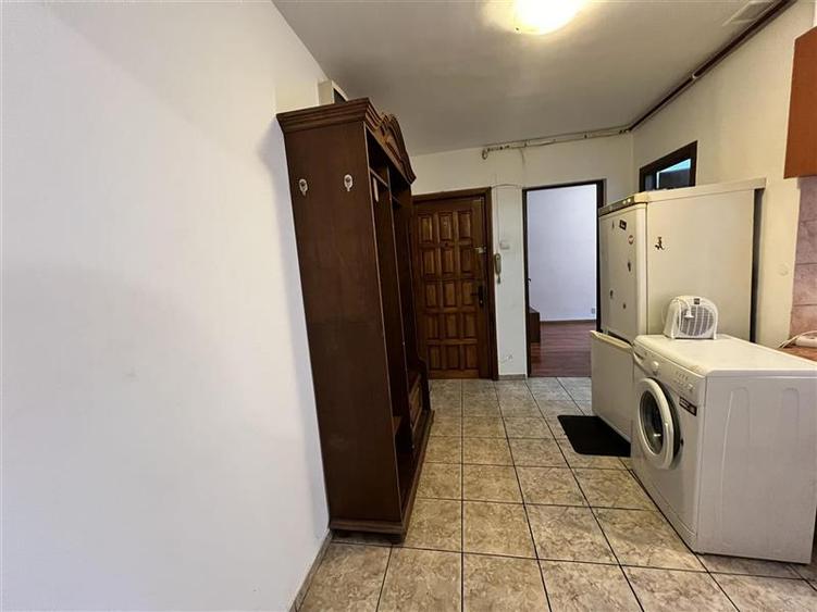 Apartament 2 camere decomandat intrare Racadau- Carpatilor - 12