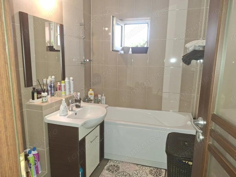 Apartament 3 camere pe Babe?, zona Lintz - 1