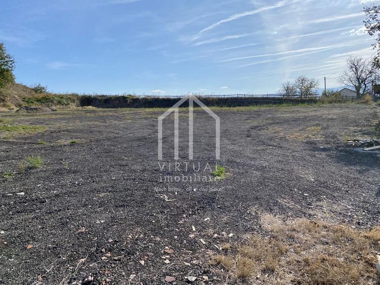 Teren de inchiriat in Sibiu 4000 mp, pretabil pentru depozitare - 2