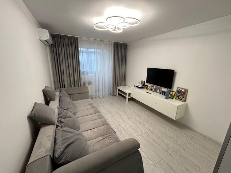 Titan 2 Camere Instalatii Schimbate Bloc 1976 Reabilitat 15 Min Metrou Titan - 3