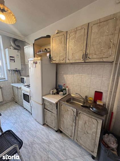 camera la vila zona copou intrare separata 2 baii bucatarie 160 euro - 1