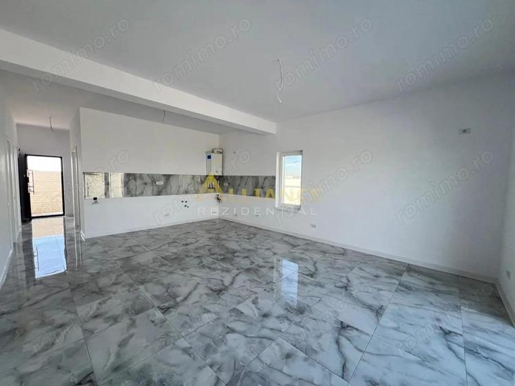 Casa individuala - 82 mp utili + terasa 13 mp - Teren- 380 mp - 3