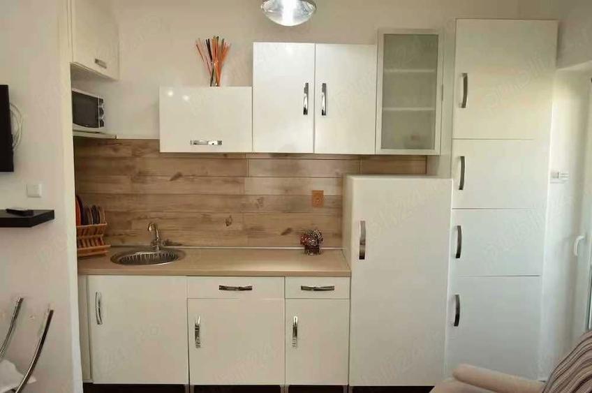 Vand Garsoniera Misto - 2