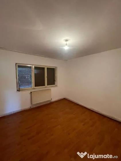 Apartament de 2 camere decomandat, 54 mp, etaj 4, zona Cated - 3
