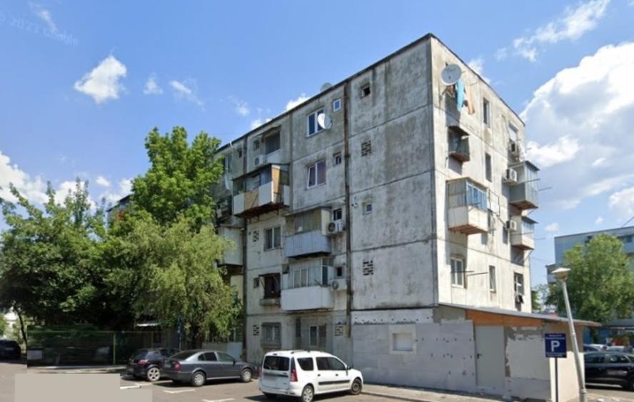 Toporasi-Branistari, sector 5, garsoniera-etaj 1 din P+4, bloc civilizat - 3