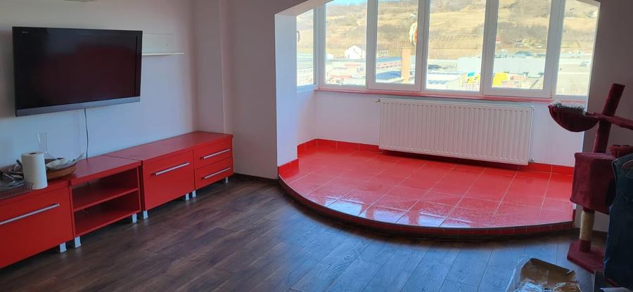 Apartament 3 camere 76mp- zona Noului Mall 83.000eur neg - 1