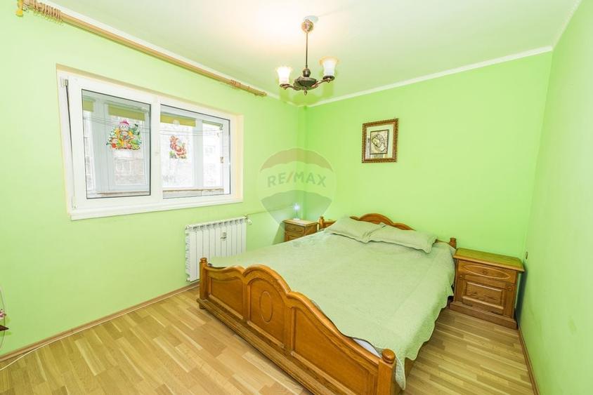 Apartament 3 camere 72 mp, 1985, 2 bai, Teiul Doamnei - 2