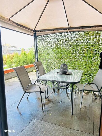 Apartament cu 3 camere semidecomandat, mobilat în Aradului