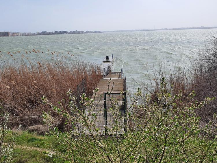 Mamaia Sat-malul lacului, apartament 2 camere,70mp, mobilat,utilat, parcare - 12