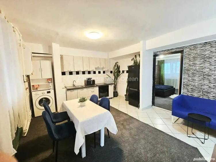 Vand apartament decomandat,3 camere, Piata Marasti,Cluj Vand apartament decomandat,3 camere, Piata Marasti,Cluj