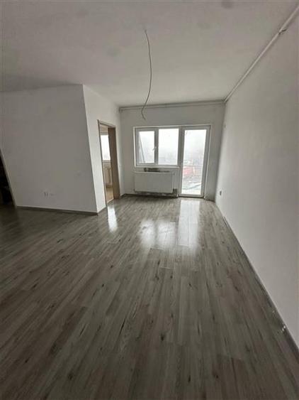 Garsoniera 40mp imobil nou  Sos. Salaj - 2