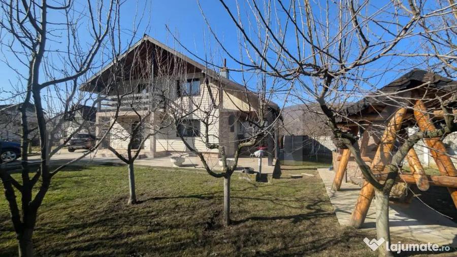 Iedera Moreni Casa individuala P+1 cu mansarda, teren 6 - 8