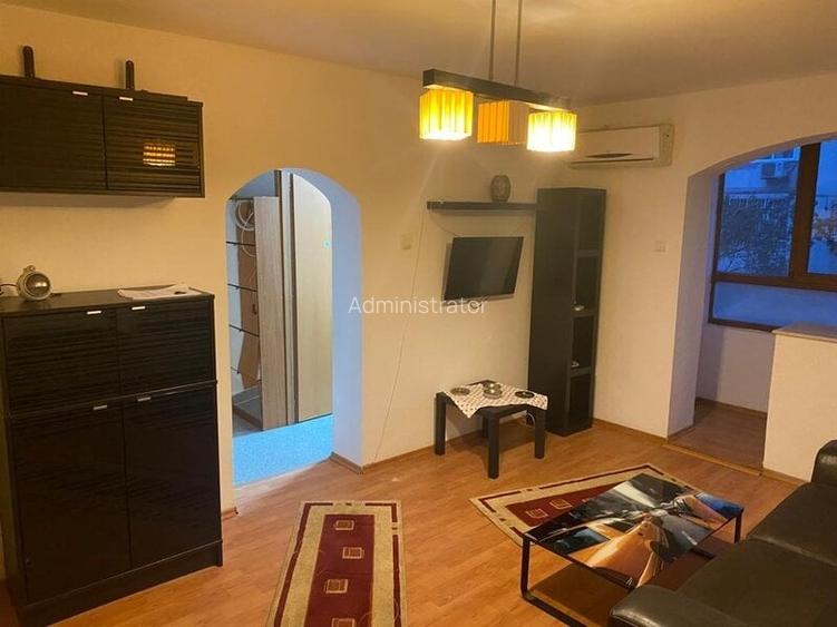 Apartament cu 2 camere semidecomandat, mobilat în Floreasca Apartament cu 2 camere semidecomandat, mobilat în Floreasca