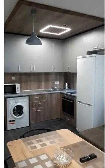 Garsoniera de inchiriat zona 1 Mai - 2