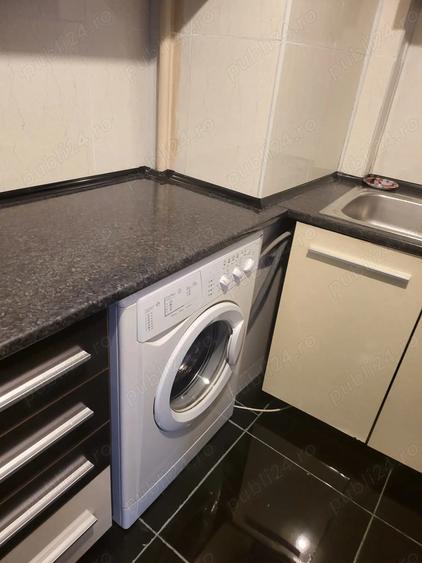 Garsoniera Stefan cel mare, vis a vis de Club Dinamo.Etajul 2 5. - 2