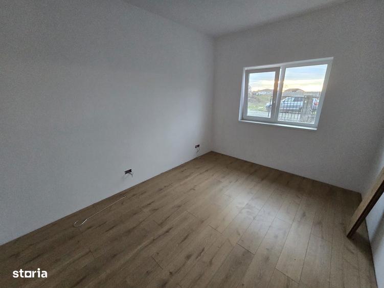 Duplex pe parter de inchiriat 500euro luna - 8