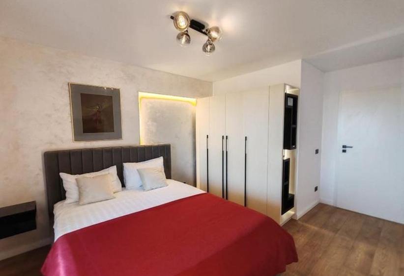 Apartament 2 camere Lux+Loc de parcare in Complexul Sun Royal View - 6