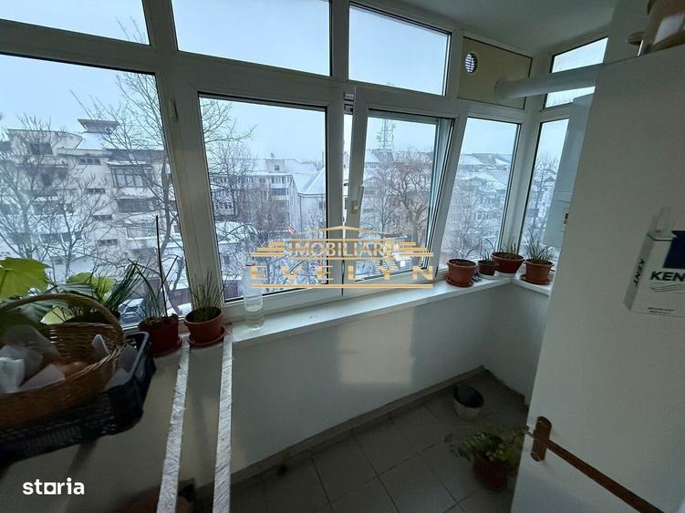 PRET REDUS 85.000 Euro- De vanzare apartament 3 camere zona - 2