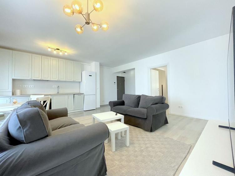 Apartament cu 3 camere decomandat, mobilat în Lipovei