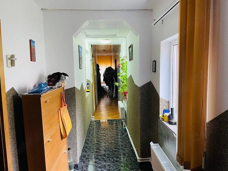 Casă cu 5 camere cu Teren 750 Mp în Vatra Dornei