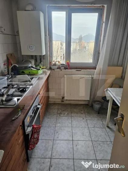 Apartament cu 2 camere semidecomandat în Nicolae Bălcescu