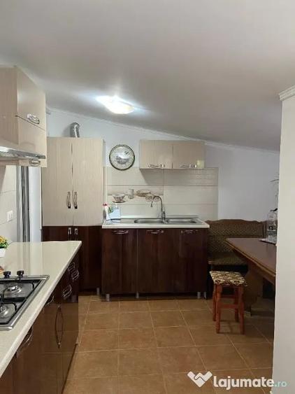 Casă cu 3 camere cu Teren 1000 Mp în Chiscani