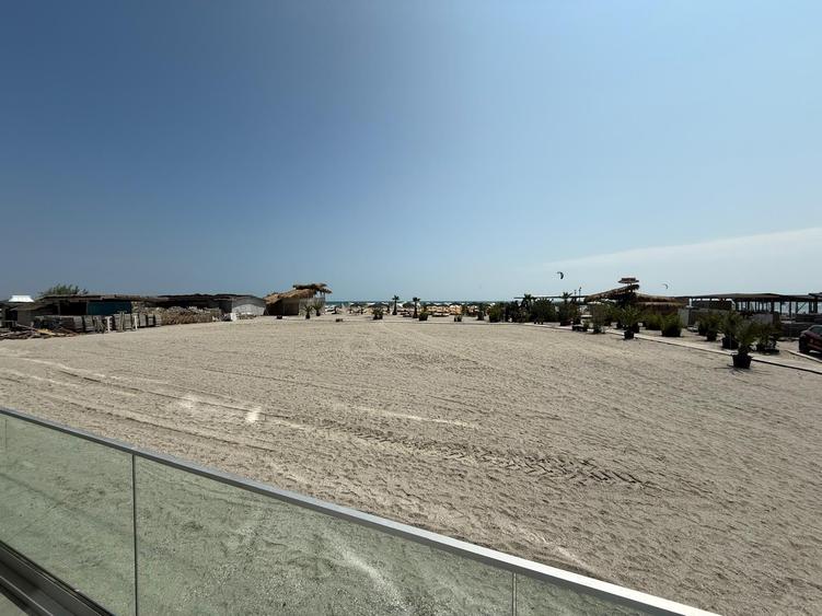 4 camere lux, One Mamaia terasă de 100 mp și vedere frontală - 16