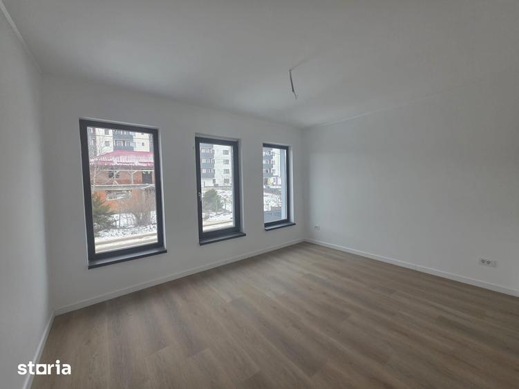 Apartament cu 4 camere în Bârnova