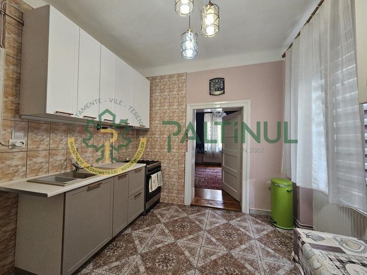 Apartament cu 2 camere decomandat, mobilat în Ultracentral