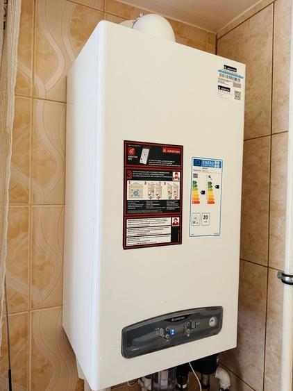 Apartament cu 2 camere decomandat în Băceni