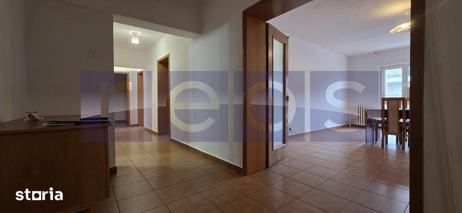 Apartament cu 5 camere în Centrul Istoric
