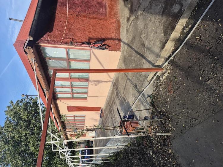 Casă cu 3 camere cu Teren 1000 Mp în Ștefănești