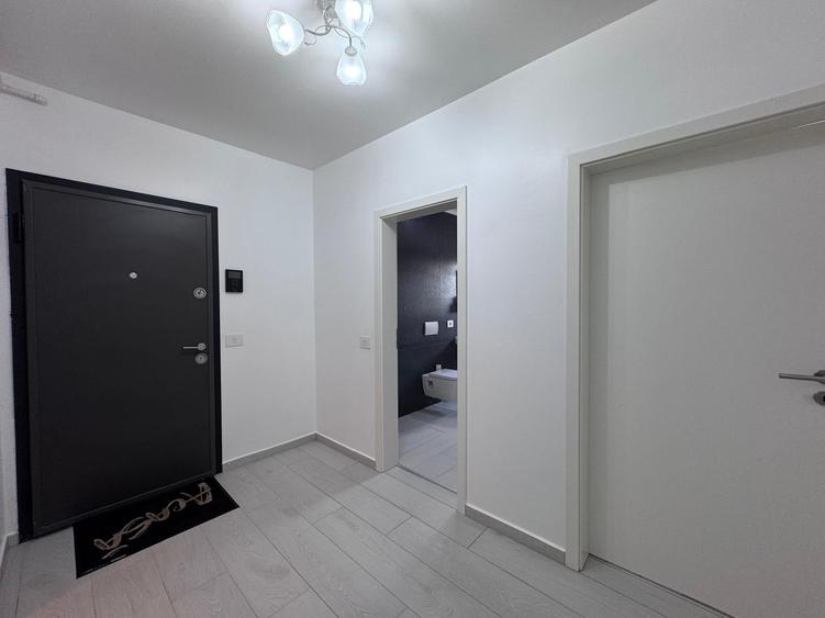 Apartament cu 2 camere decomandat, mobilat în Tractorul