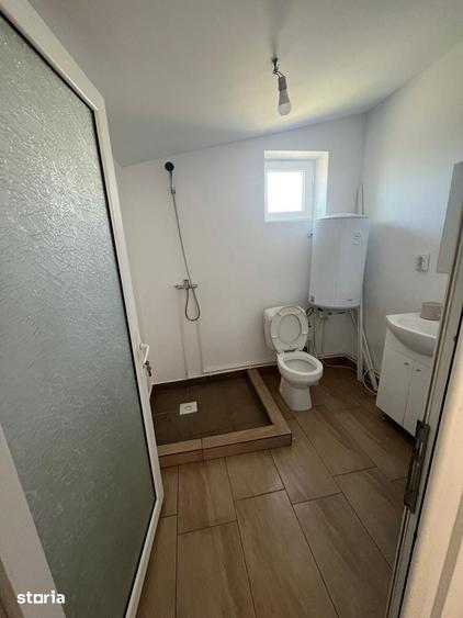 Casă cu 2 camere decomandat cu Teren 1000 Mp în Braniștea