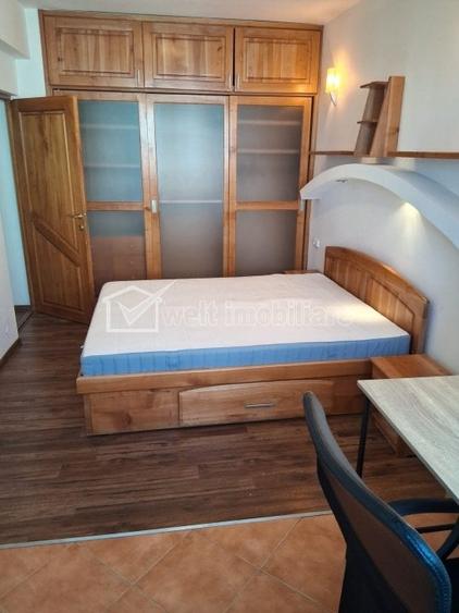 Apartament cu 4 camere semidecomandat în Zorilor