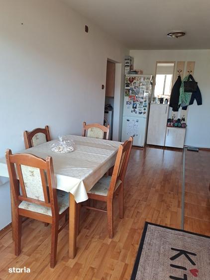 Apartament cu 2 camere decomandat în Cetate