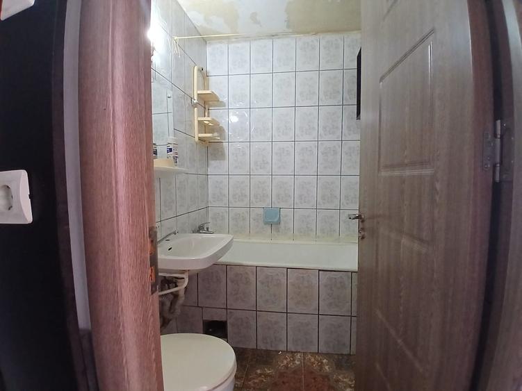 Apartament cu 2 camere decomandat în Drumul Taberei