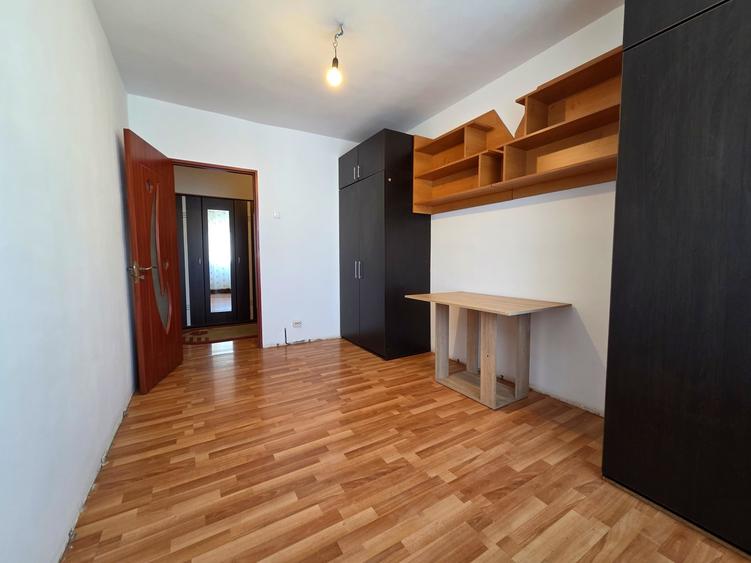 Apartament cu 2 camere decomandat, mobilat în Mircea cel Bătrân