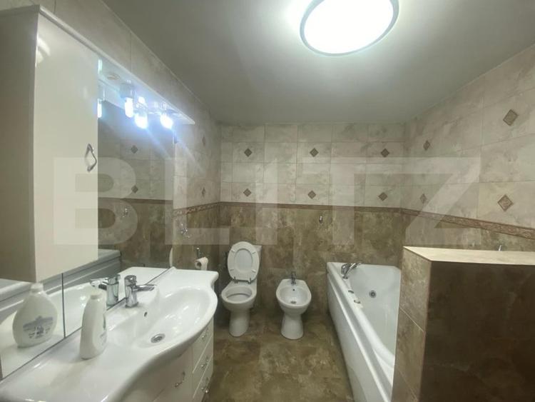 Duplex cu 3 camere cu Teren 250 Mp în Central